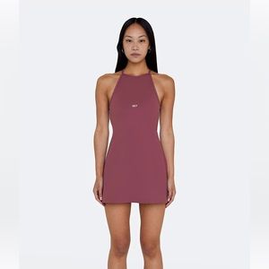 Set Active dress in canyon